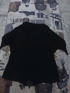 Black Fitted Top (2 chained,with cute collar)