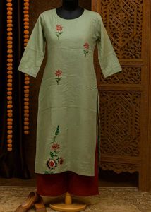 Floral Embroidered Kurta