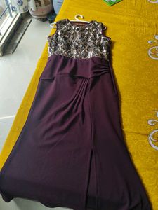 Elegant Burgendy Maxi Dress