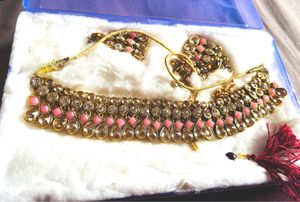 Elegant Necklace &amp; Earring Set new with tag