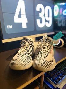 ADIDAS YEEZY BOOST 350 V2 ZEBRA Replica Shoe