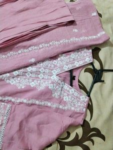 Pakistani Kurta Pant With Dupatta Set