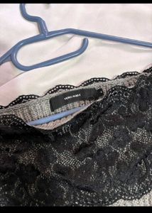 🎁Buy1 Get1 Free OG Vero Moda Lace Top E