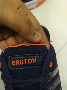 RUNNING SHOE FOR MEN