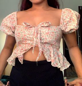 Floral Puff Sleeve Crop Top