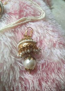 Pearl Set With Stone.