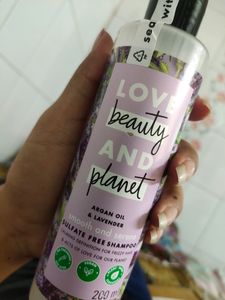 Love Beauty And Planet Hair Shampoo