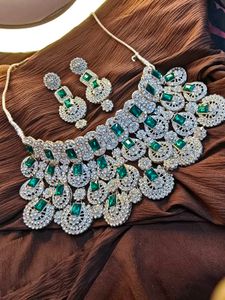 Emerald & Rhinestone Jewelry Set
