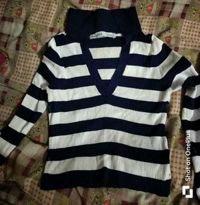Blue And White Crop Top For Women