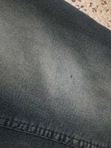 Vintage Dark Blue Men&#39;s jeans With Heavy Fade