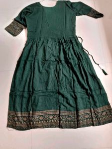 Green Kurti - Pent Pair