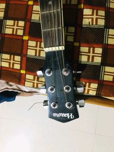 Acoustic Guitar - Great Condition!
