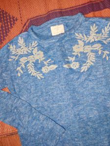 3 Woolen Top At 249