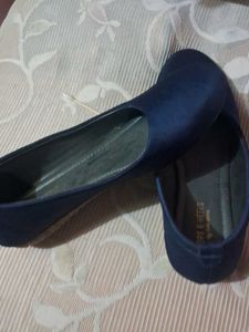 Navy Blue Ballerinas new pis