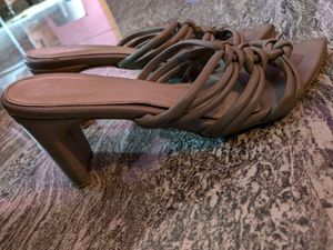 Faux Leather Tan Heels 👠