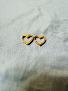Dainty Heart Hoops