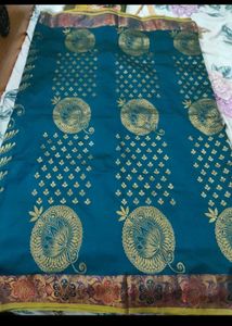 Gold Sare Pattu Saree