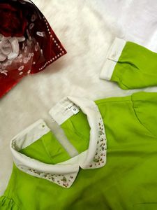 💚Green Bejeweled Collar Top💚