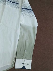 Stylish White Men&#39;s Shirt