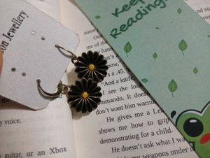 Daisy Drop Earrings