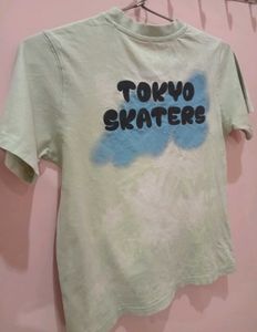 Graphic Print Tee for women