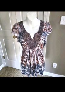 COMBO 🥰 Of 2 TOPS FOR WOMEN