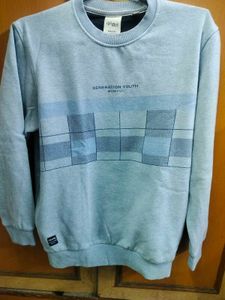 Stylish Blue Graphic Sweatshirt