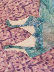 Abstract Printed Ruffle Trim Slit Coord