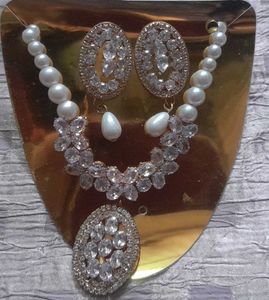 A.D diamond necklace set