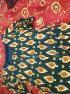 Stylish Graphic Print Tee