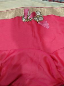 It&#39;s a Combination Of Pink And Cream Colour Saree