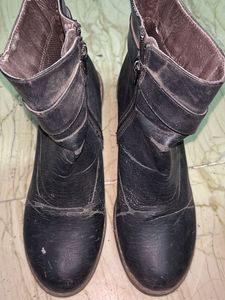 Black Boots