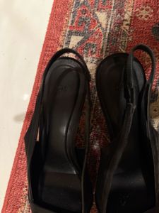 H&amp;M Black pointed Heels