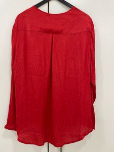 💖 Scarlet Fever: ZARA&#39;s Must-Have Red Blouse! ✨