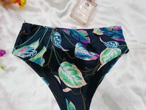 🇳🇿💫🎀Floral Bikini Bottom