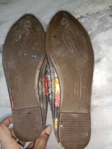 Ethnic Style Juttis