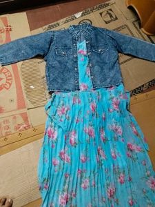 Floral Print Pleated Dress