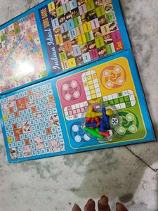 (Set Of 8) Magnetic Board Game