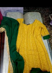 chikankari kurta set