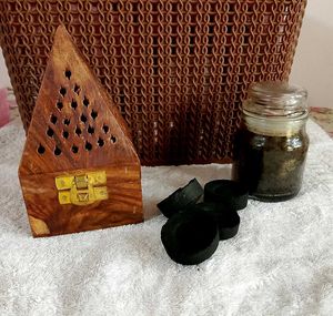 Bakhoor, Charcoal Discs, Wooden Incense Burner Set