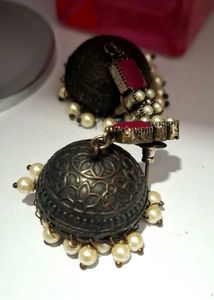 Jhumkas