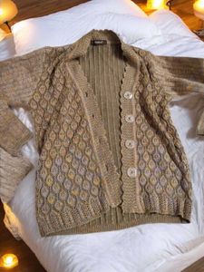 Vintage 70s Thick Cable knit Cardigan sweater