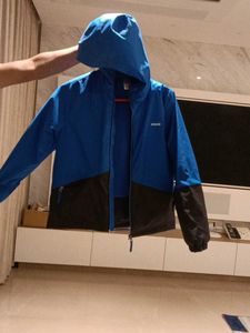 Decathlon Blue &amp; Black Jacket boys age 8-10