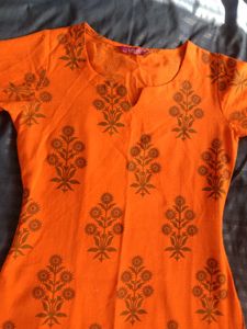 LIBAS KURTA FOR WOMEN (30-32)