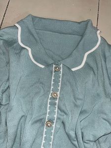 Pretty Pearl Button Top
