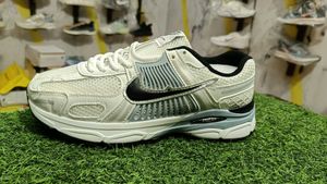 mens Stylish Sneakers