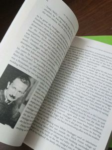Vintage Classic Bestselling Novels