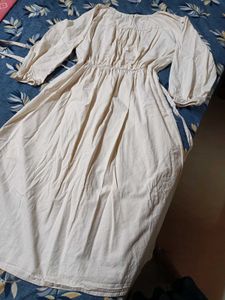 LINEN DRESS