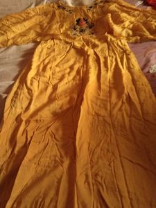 Elegant Yellow Ethnic Gown