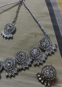Necklace Set